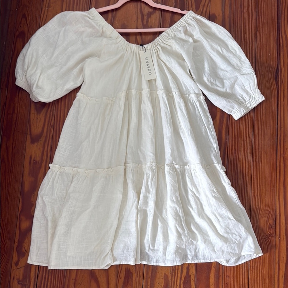 Sinavro Off White Dress NWT